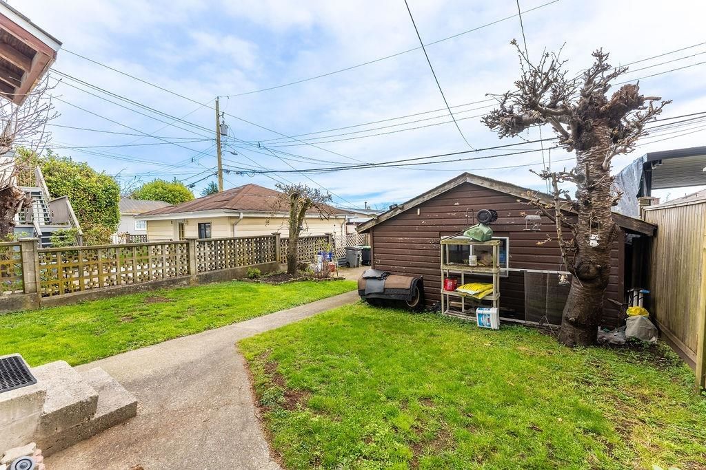 Listing Image 13