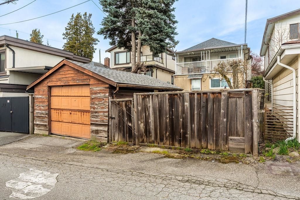 Listing Image 14