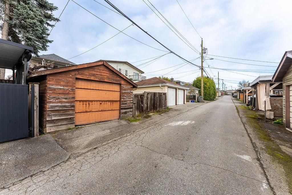 Listing Image 16