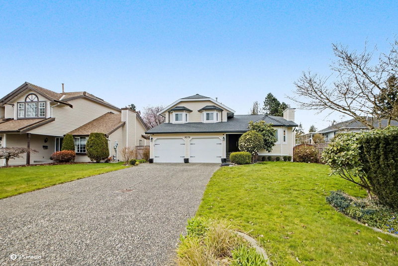 9279 156a Street, Surrey, V4N 3B1 | Image 2