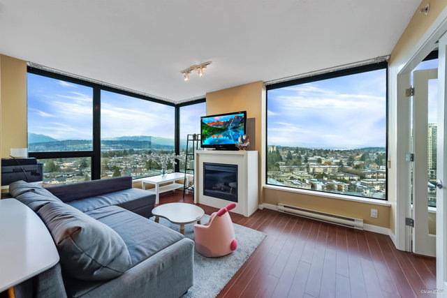 1707 - 7178 Collier Street