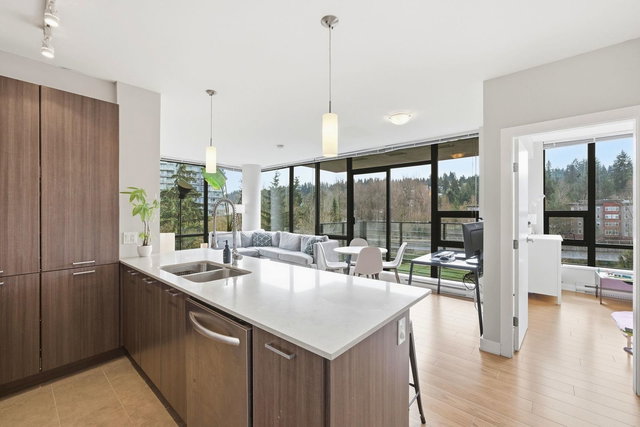 707 - 301 Capilano Road