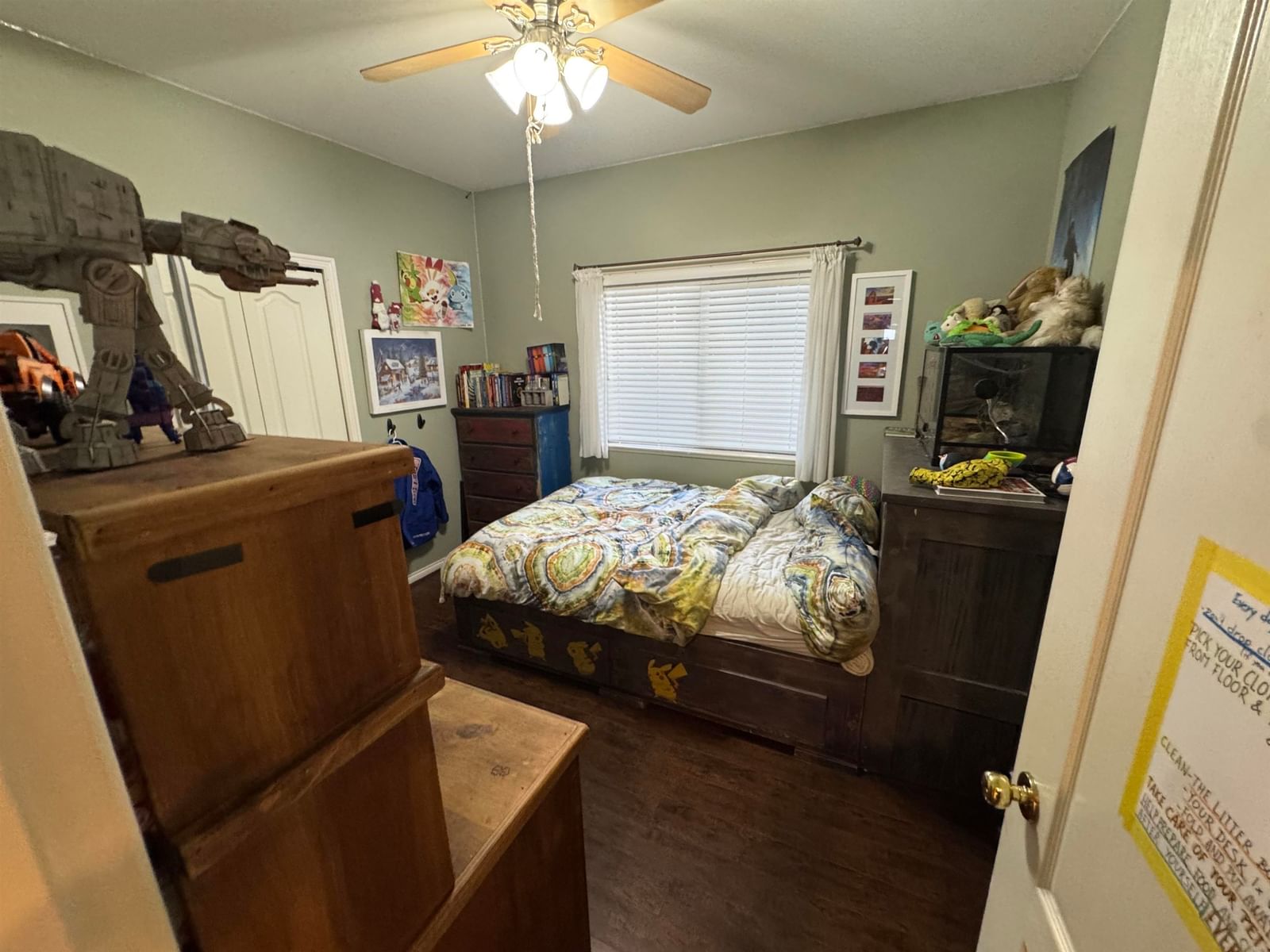 Listing Image 5