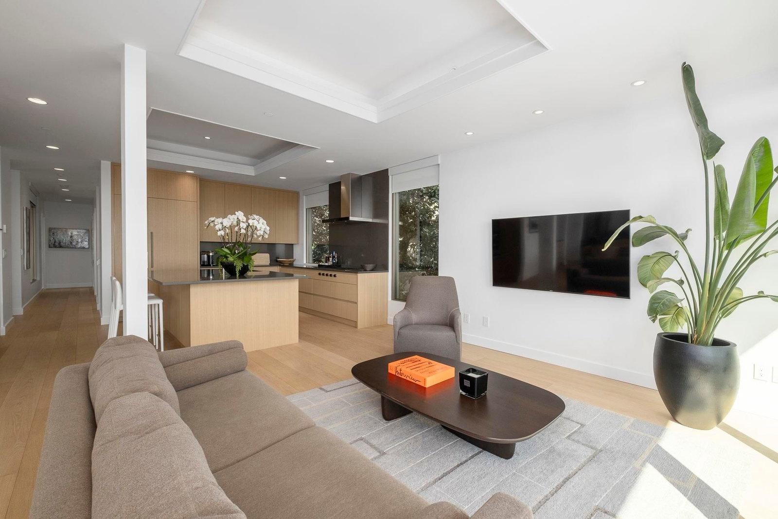 Listing Image 15