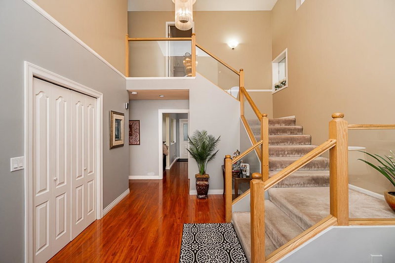 13732 58 Avenue, Surrey, V3X 3J1 | Image 2