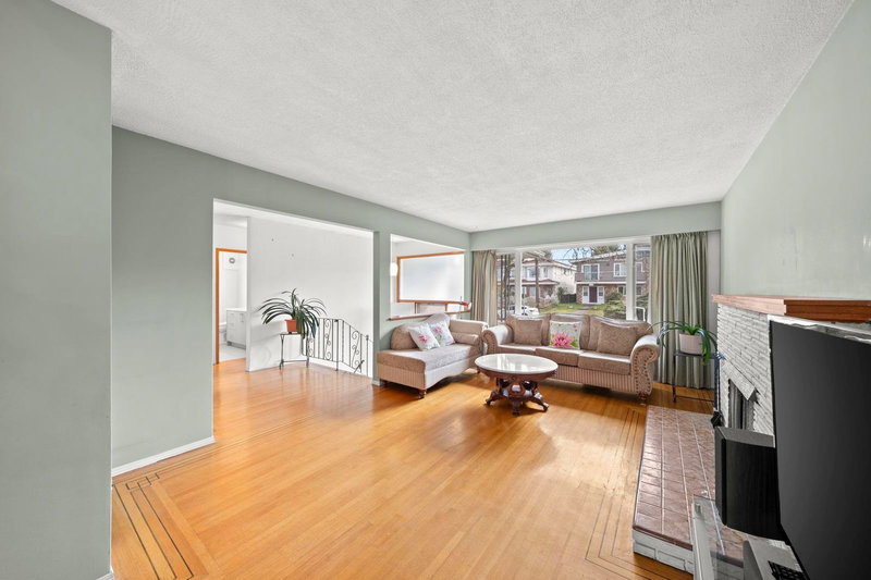 3783 Price Street, Burnaby, V5G 2K9 | Image 2