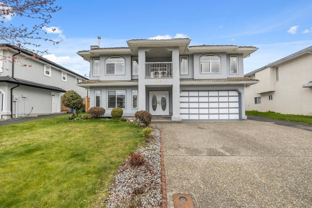 3545 Viewmount Place