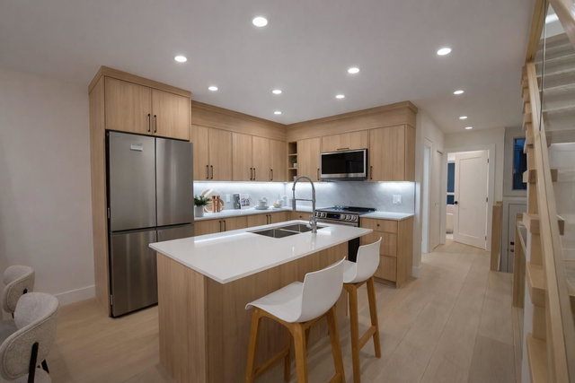 3350 Cobblestone Avenue