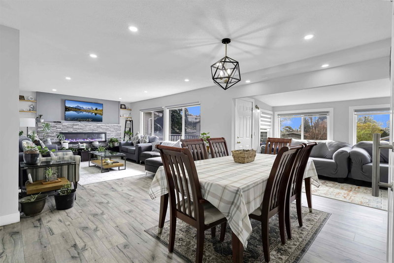 14704 16a Avenue, Surrey, British Columbia