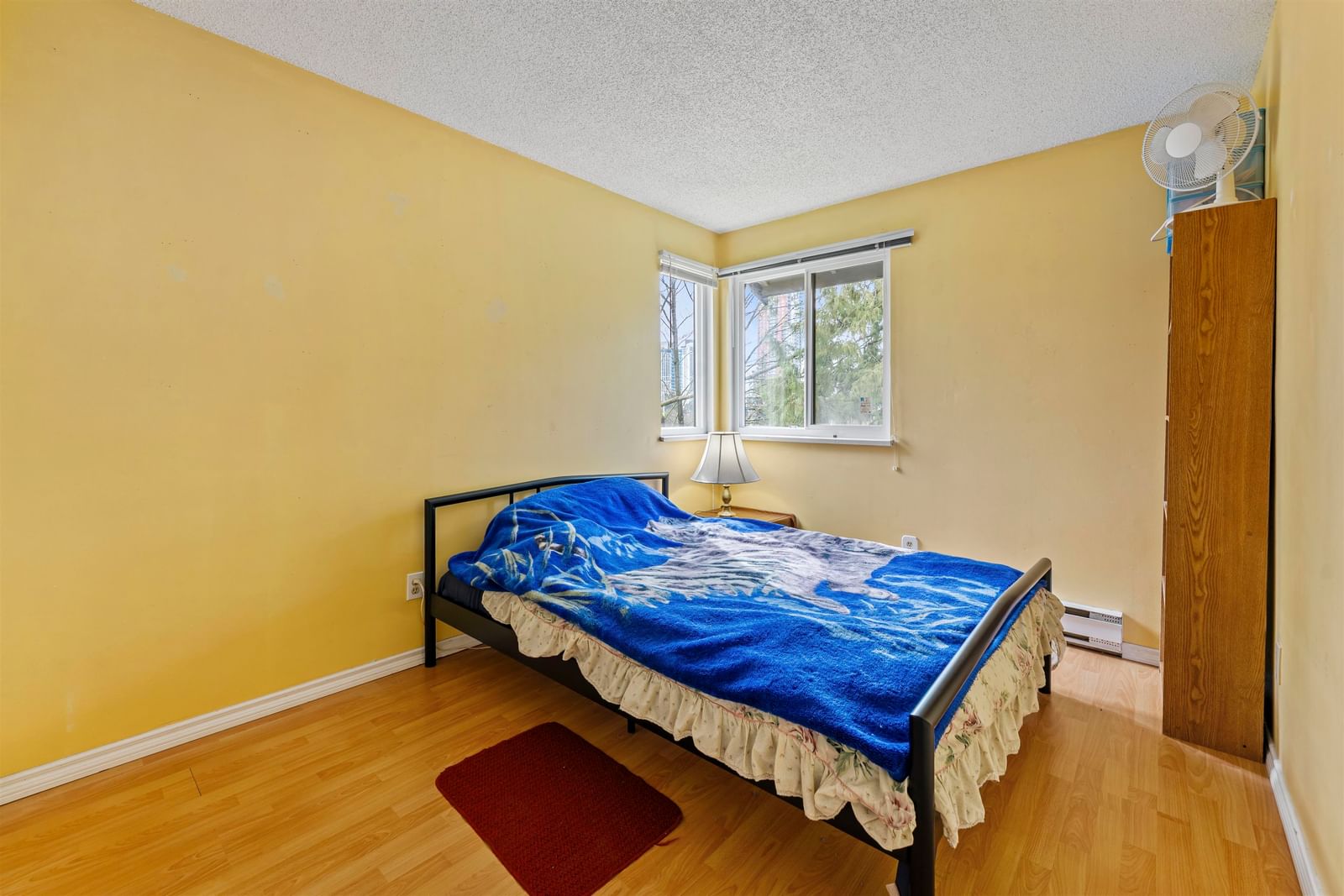 Listing Image 16