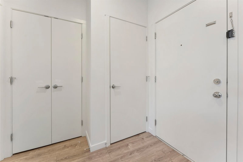 430 - 13968 Laurel Drive, Surrey, V3T 0S9 | Image 3