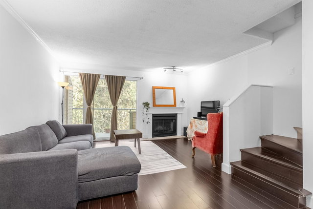 35 - 2978 Walton Avenue