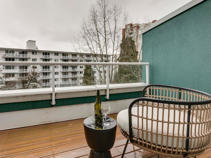 414 - 128 8th Street, North Vancouver, V7M 3M1 | Image 3