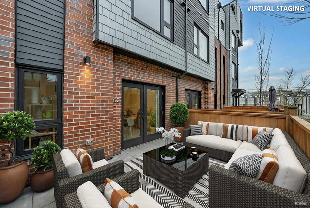 162 - 565 2nd Street E