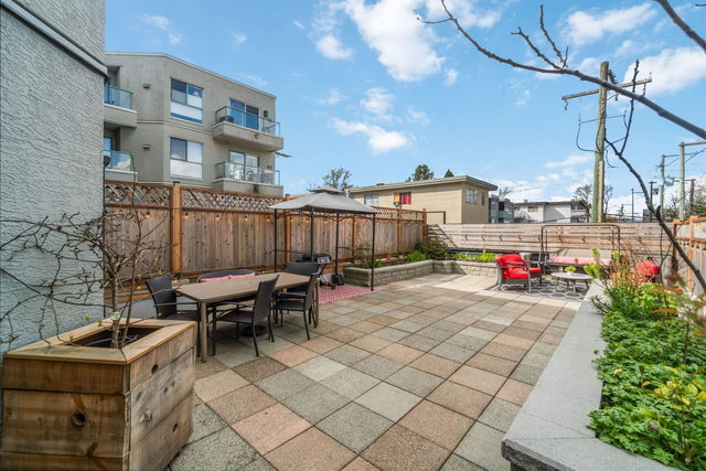 110 - 189 16th Avenue E