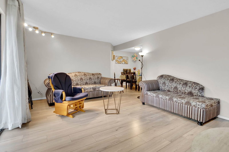 1104 - 10620 150 Street, Surrey, V3R 7S1 | Image 3