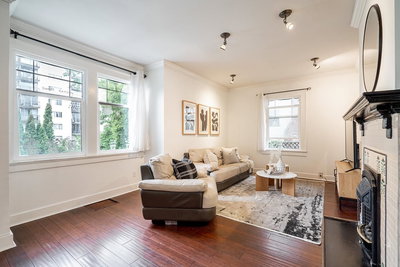 202 Seventh Street | New Westminster | Image