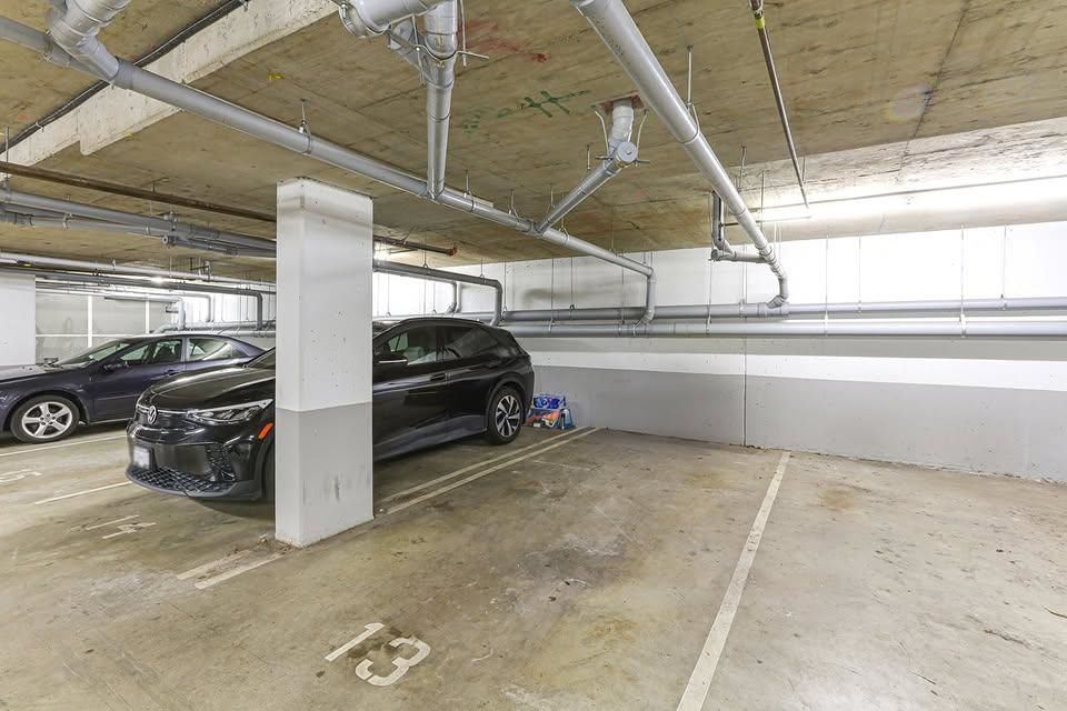 Listing Image 27