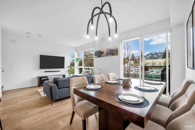 1 - 533 3rd Street, North Vancouver, V7L 1G4 | Image 3