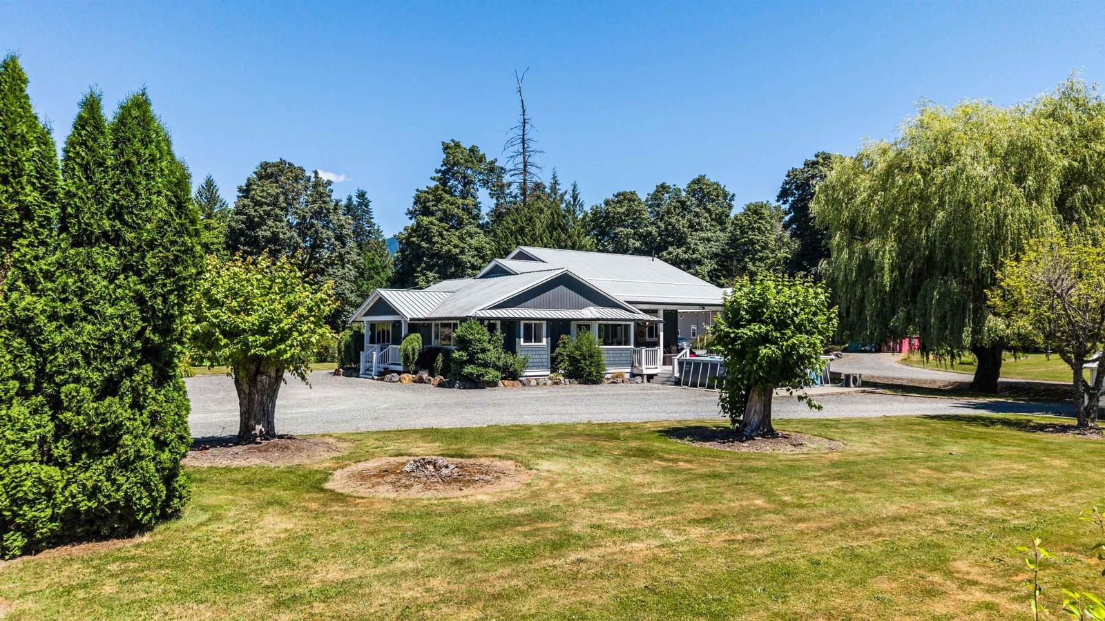Listing Image 9