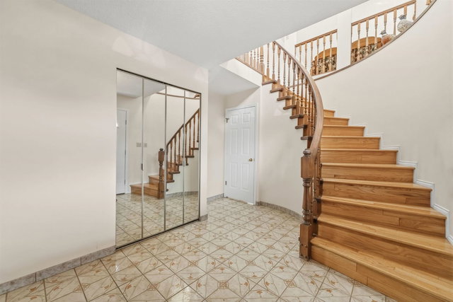 2693 Georgia Street E