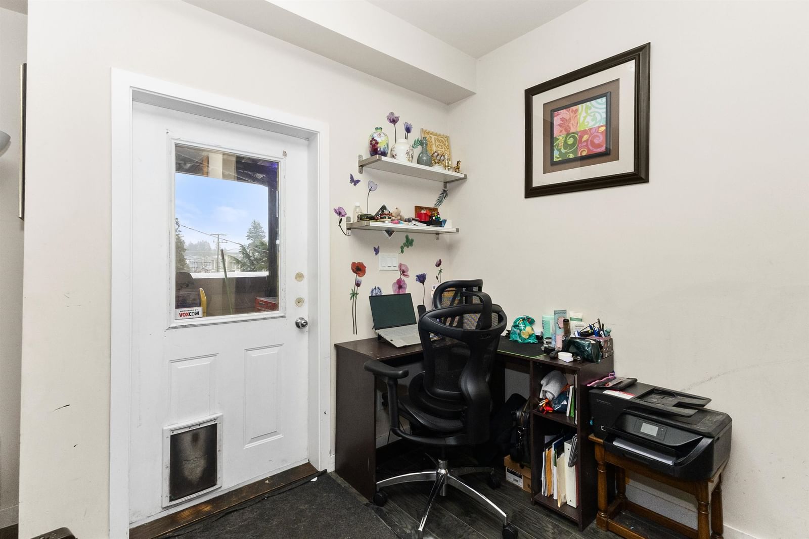Listing Image 8