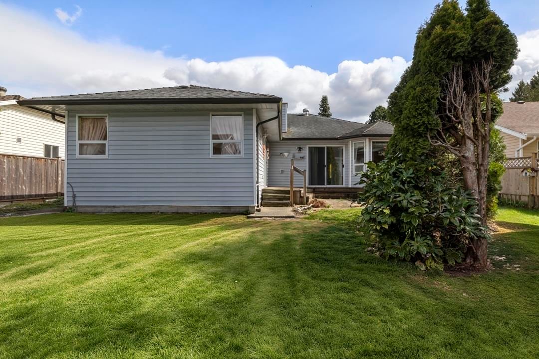 Listing Image 14