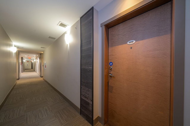 409 - 210 Lebleu Street