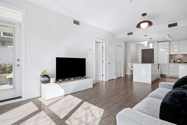 121 - 9500 Tomicki Avenue