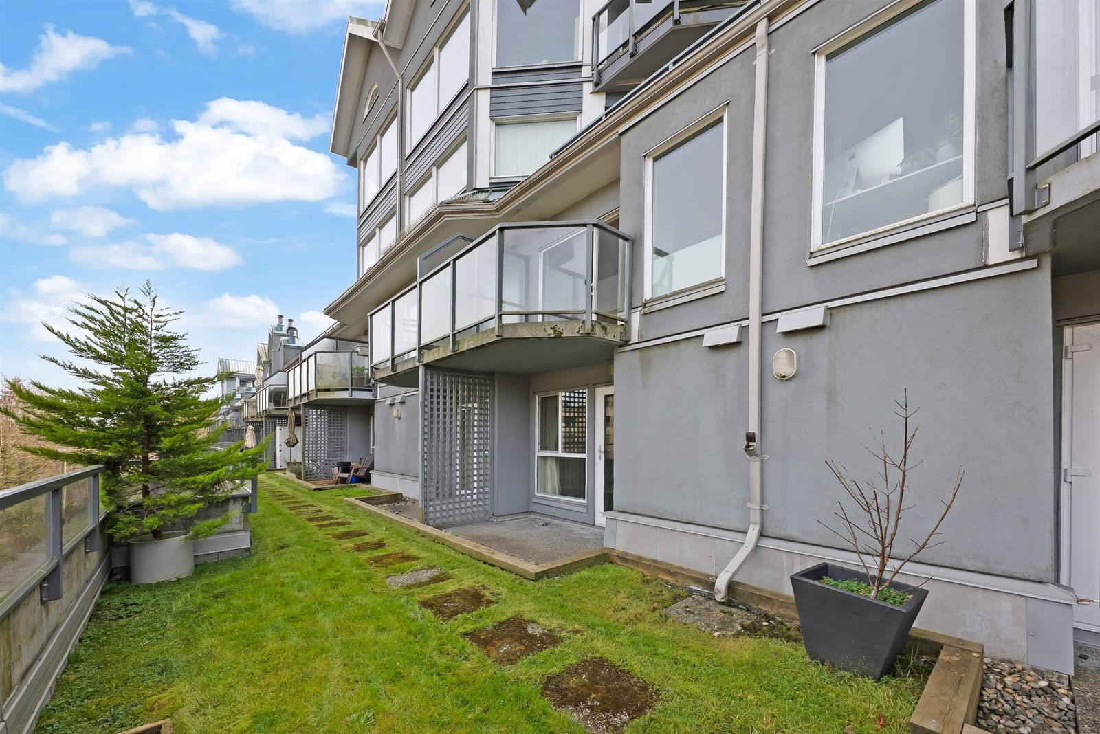 Listing Image 17