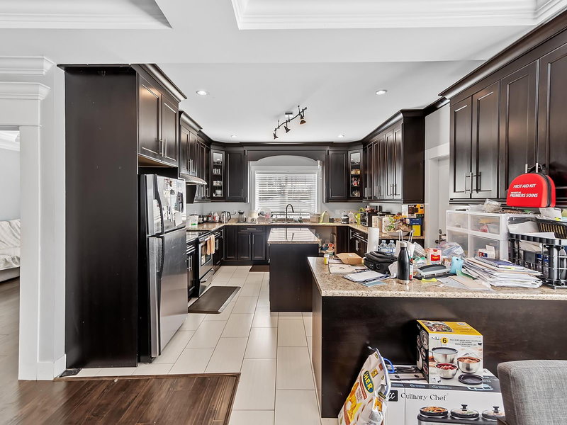 819 Clearbrook Road, Abbotsford, V2T 5X2 | Image 3