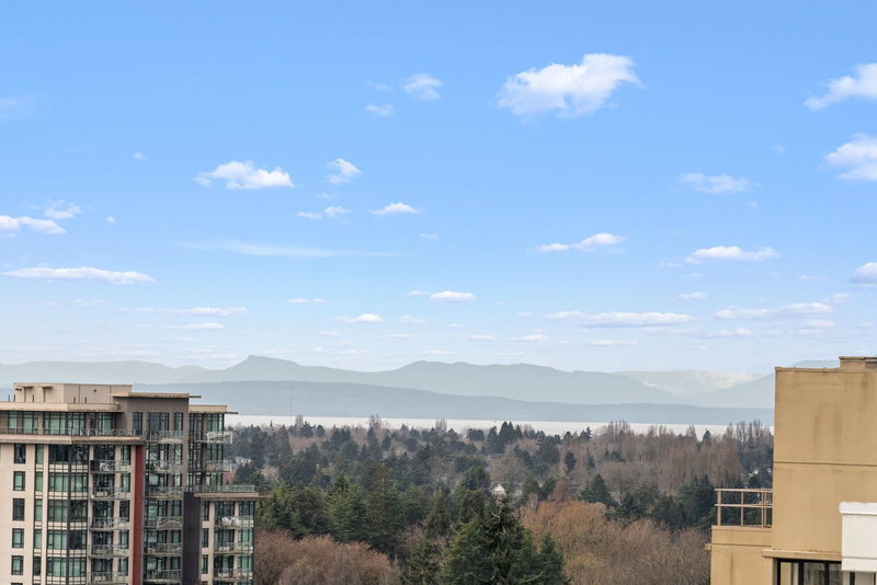 PH6 - 7988 Ackroyd Road, Richmond, V6X 0K6 | Image 3