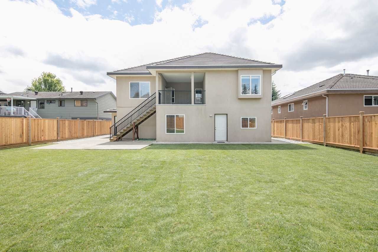 Listing Image 16