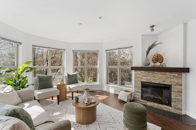 206 - 1468 St. Andrews Avenue