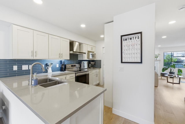 10 - 2118 Eastern Avenue