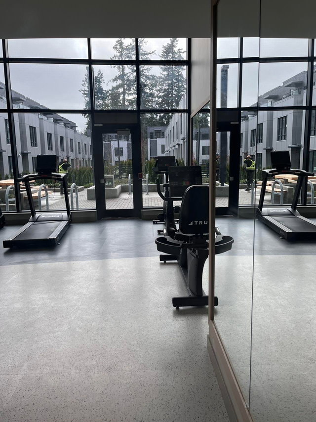 1408 - 6138 Birney Ave Avenue