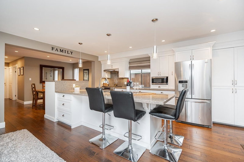11826 Alderwood Crescent
