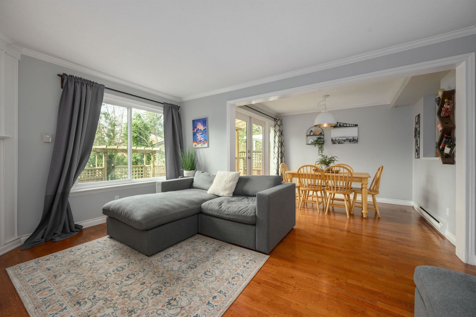 Listing Image 9