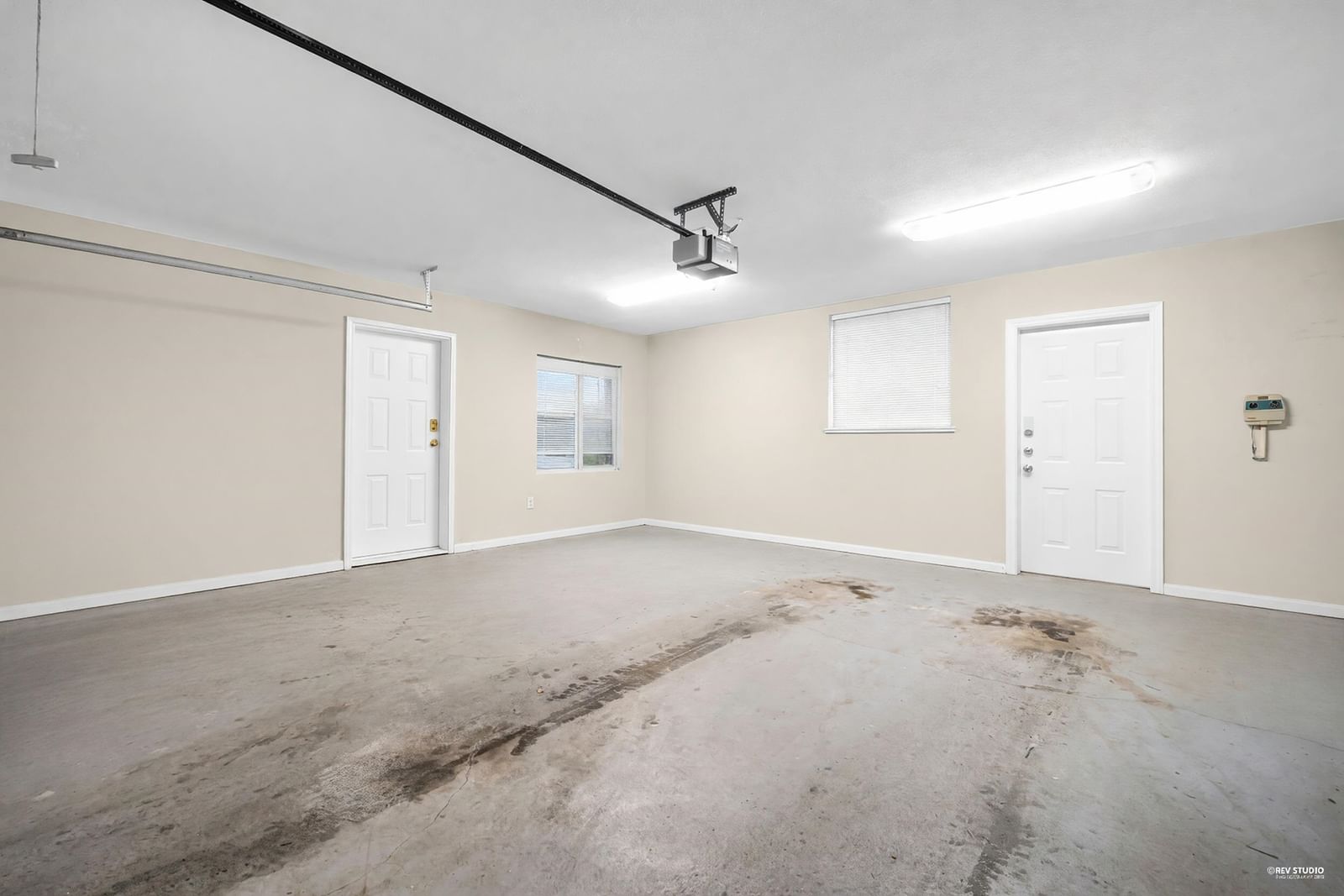 Listing Image 37