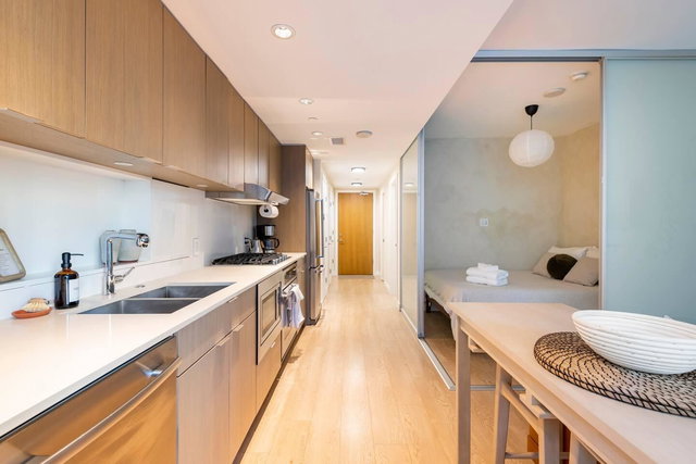 303 - 111 1st Avenue E