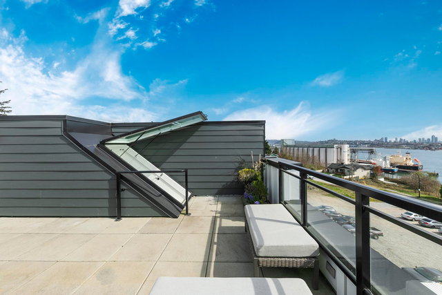 356 - 555 2nd Street E