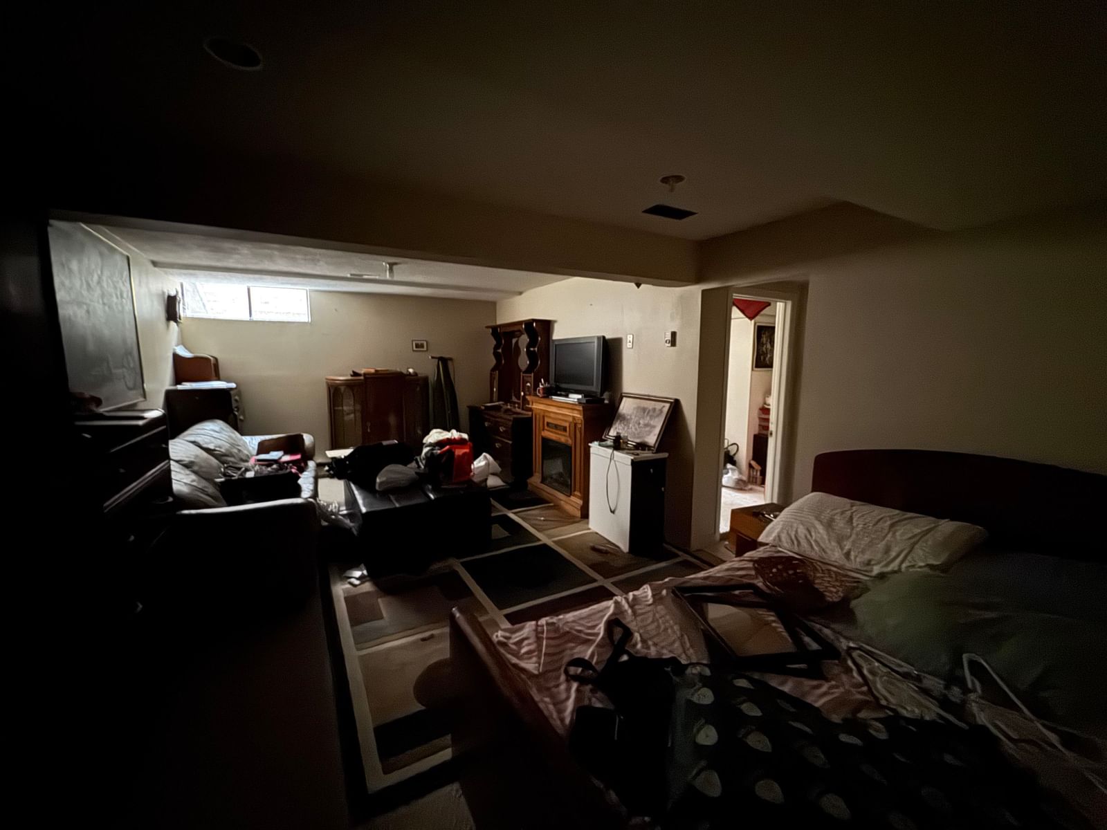 Listing Image 10