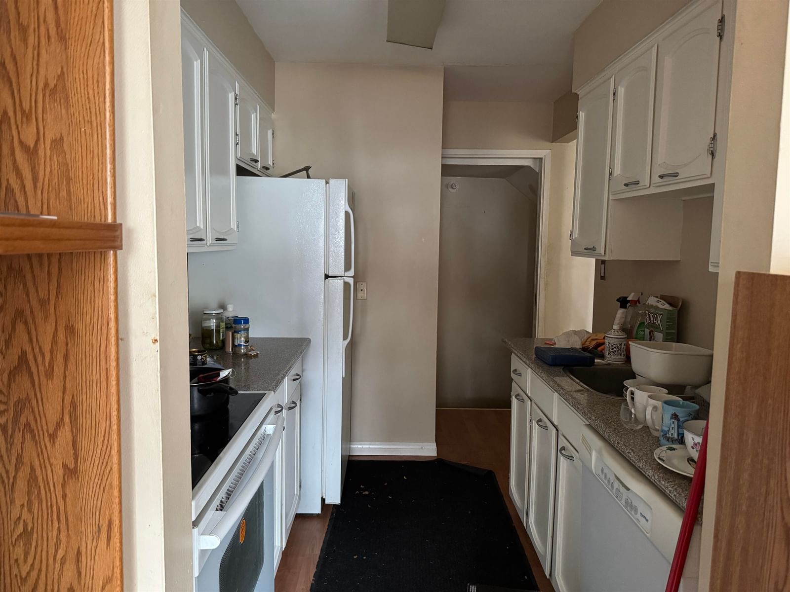 Listing Image 8