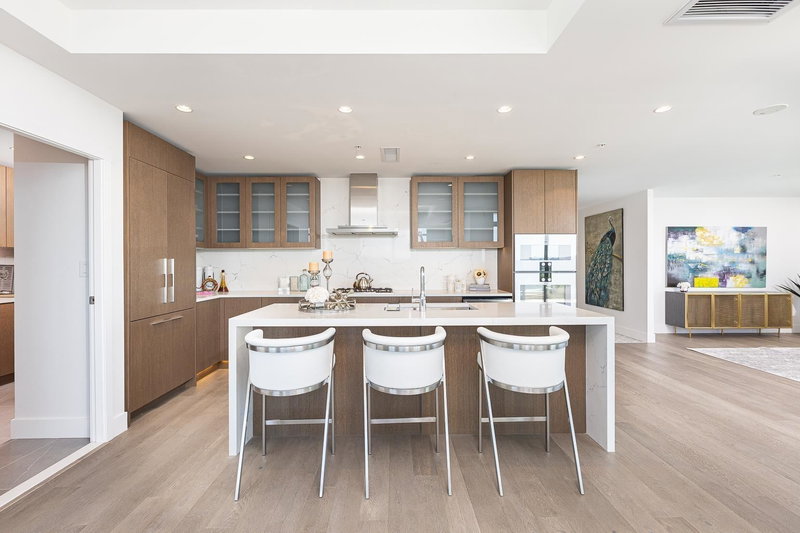 2201 - 1632 Lions Gate Lane, North Vancouver, V7P 0E2 | Image 3