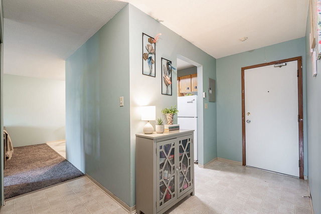 105 - 33850 Fern Street