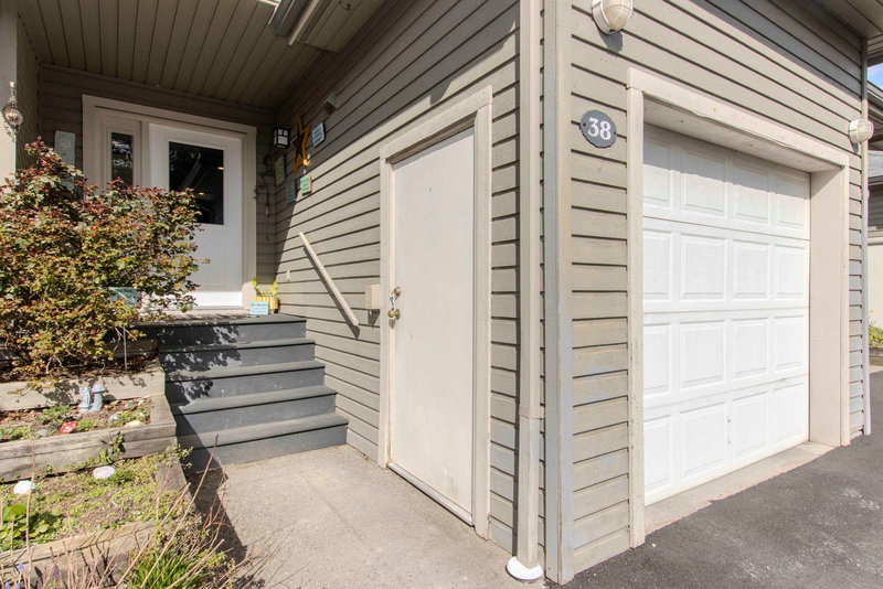 38 - 40200 Government Road, Squamish, V8B 0G6 | Image 3