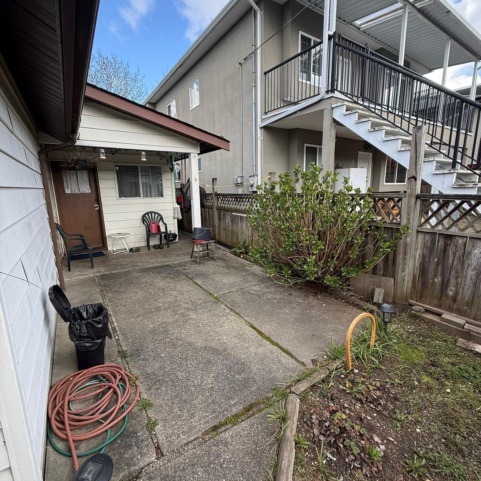 Listing Image 16