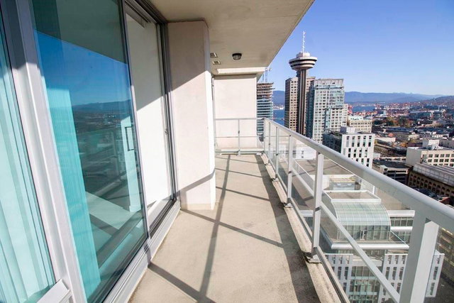 2111 - 610 Granville Street