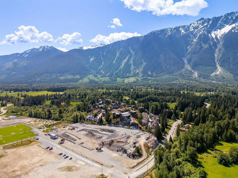 7362 Pemberton Farm Road E #3, Pemberton, British Columbia