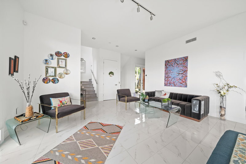 116 Deerview Lane, Anmore, V3H 0A3 | Image 3